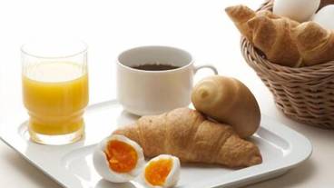 食事・飲み物 / 4