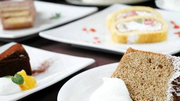 食事・飲み物 / 4