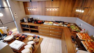 朝食スペース / 7