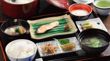 食事・飲み物 / 1