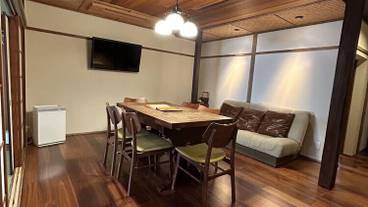 客室内のダイニングエリア / 31