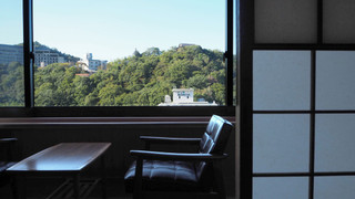 東館 旧有馬郡の山々をながめる和室 禁煙