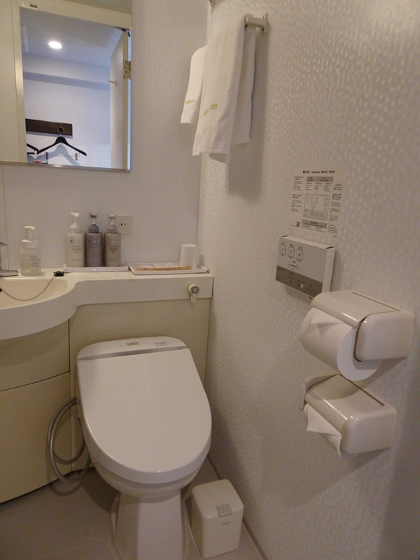 STDなバスルーム・トイレ