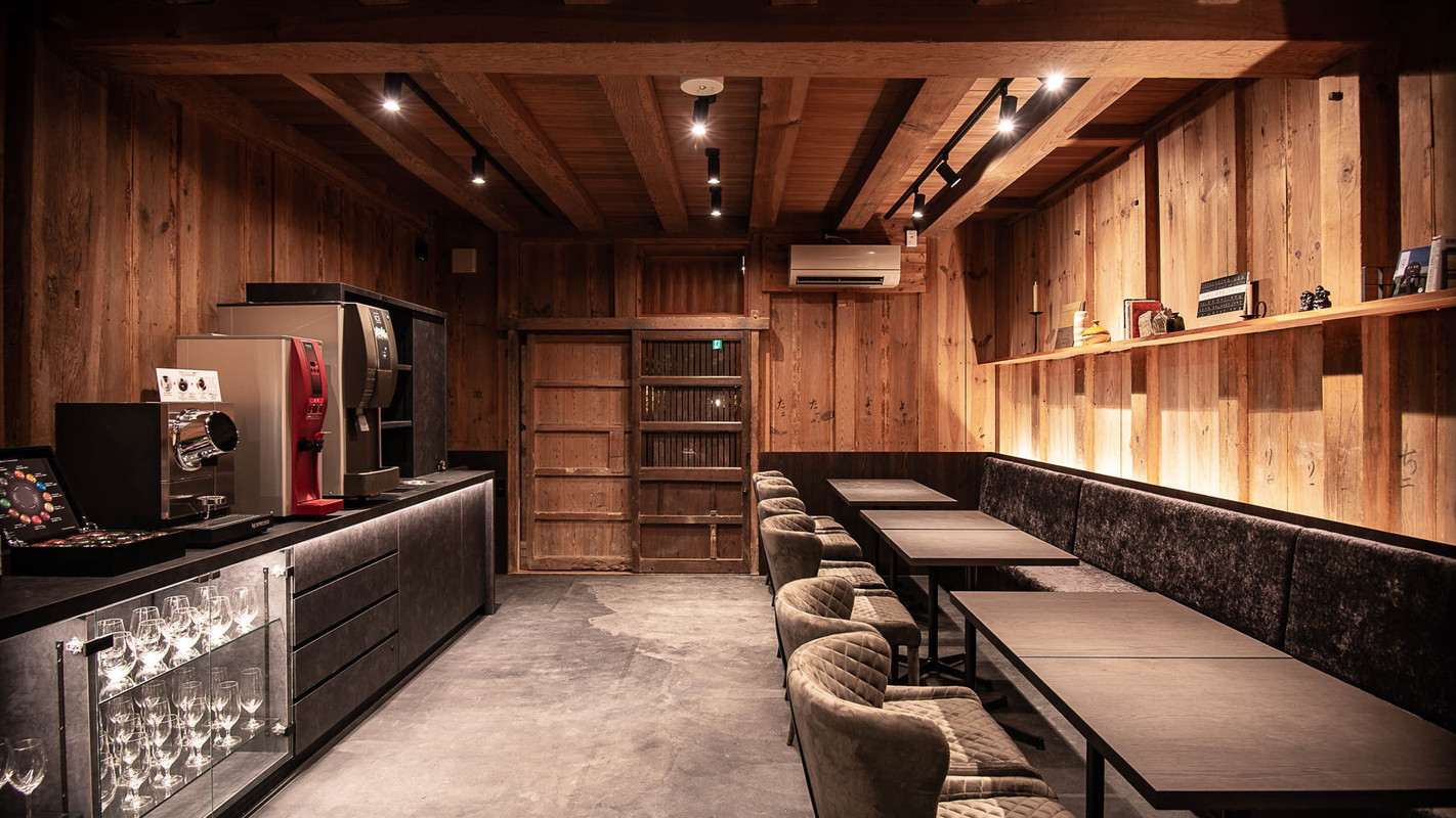 クラブラウンジ①