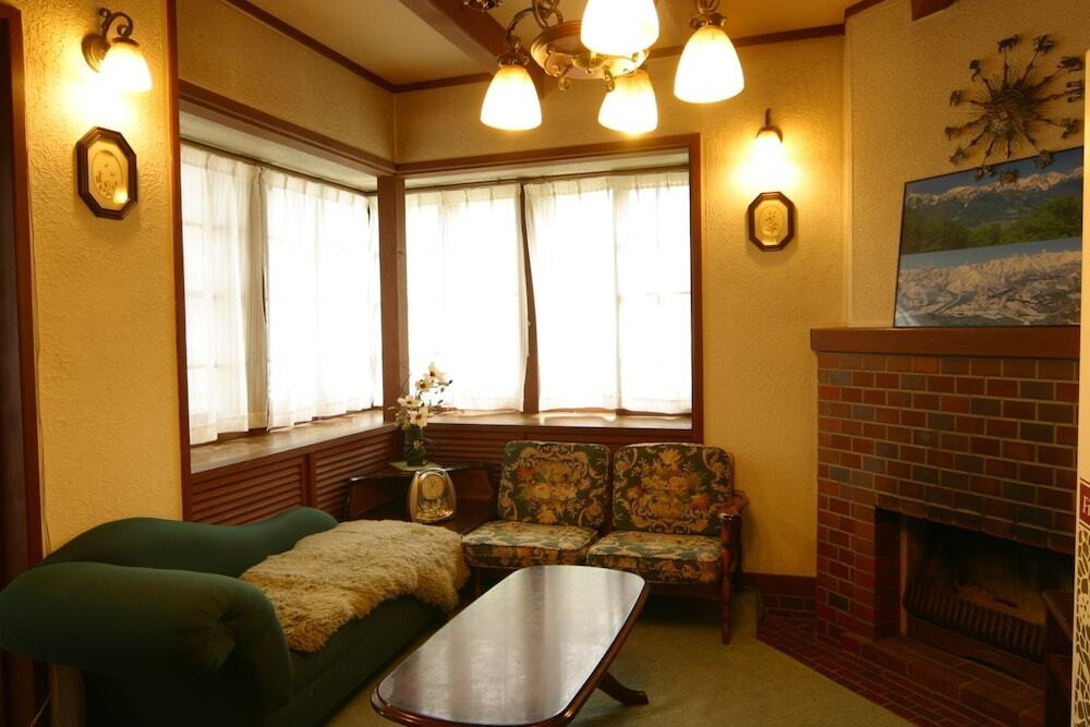 ロビーラウンジ