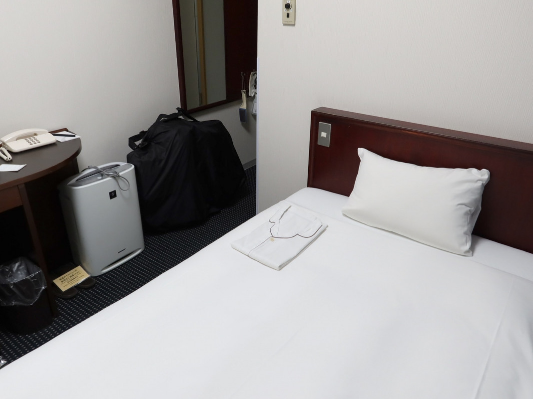 シングルルームの客室