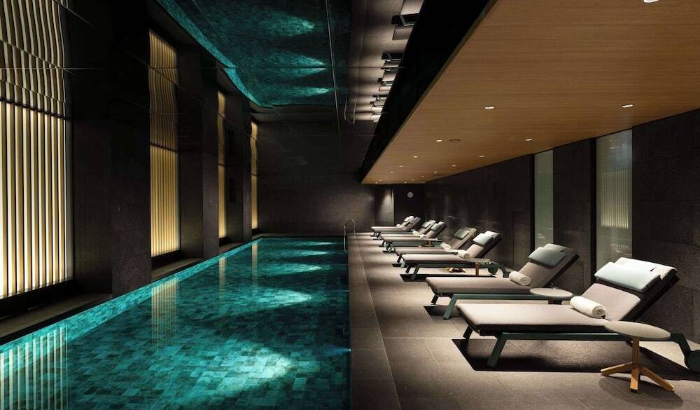 屋内温水プール　水着は要持参 / 1