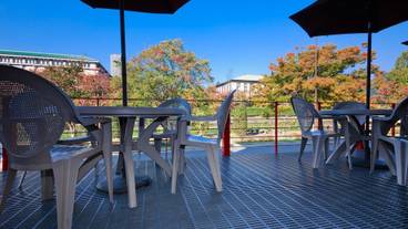 屋外ダイニングエリア / 6