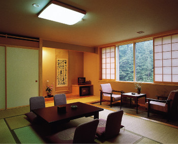 “美肌の湯”で身も心も満たされる…3350364