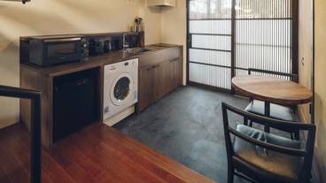 内部エントランス / 2