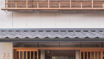 施設の入り口 / 4