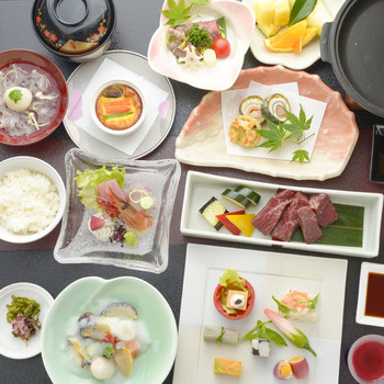 部屋食を確約！カップル限定のうれしいプランも3446216