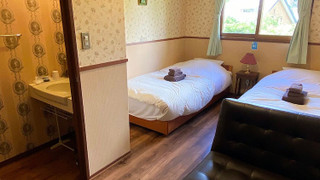 洋室ツイン 共用バスルーム