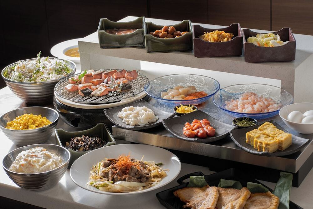 朝食