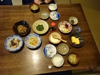 村人のおいしい朝食付き・里山にとけこむ古民家4233200