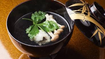 食事・飲み物 / 11