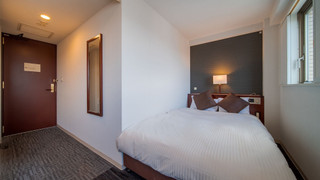 ダブルルーム (14m², 140cm幅ベッド 禁煙)