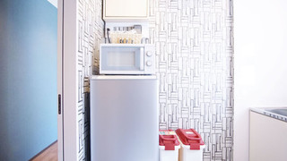 ラグジュアリー ドミトリー ルーム 男女共用 二段ベッド 2名分 (ペット不可)