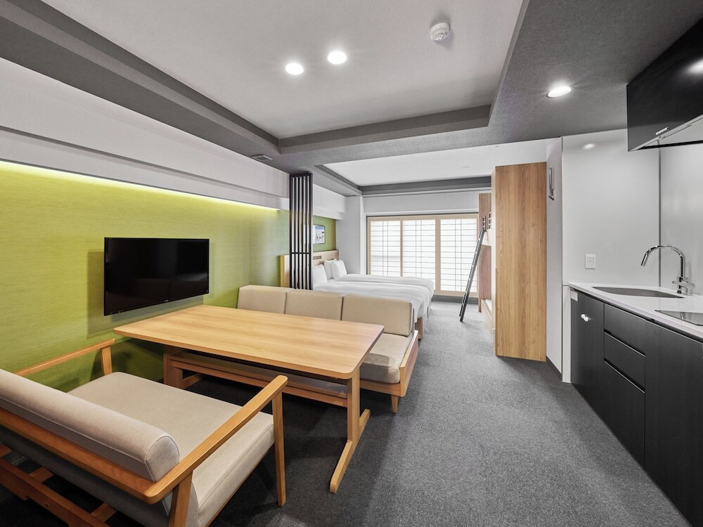 ファミリーアパートメント