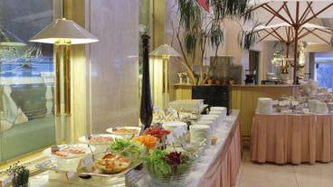 朝食ビュッフェ / 4