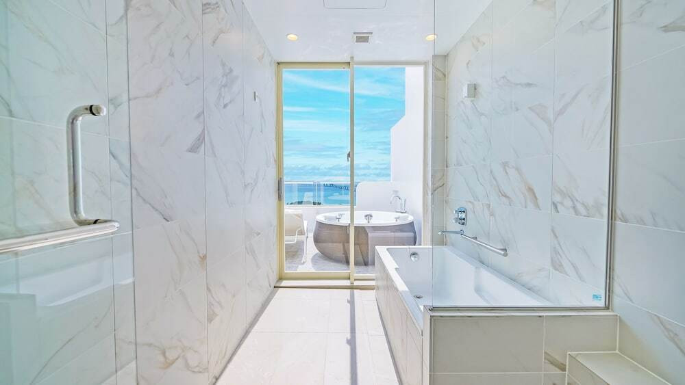 ロイヤルスイート ジャグジー付きB/バスルーム