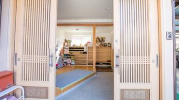 施設の入り口 / 5