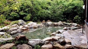 温泉 / 2