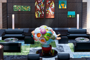 すべての客室階にアートが出現