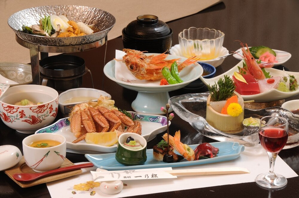 朝・夕ともお部屋食、静かな落ち着いた旅館4239591