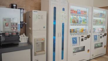 自動販売機 / 3