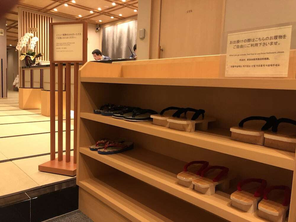 施設の入り口