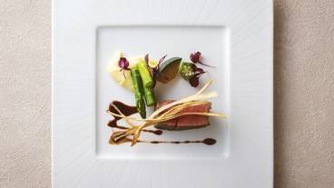 食事・飲み物 / 24