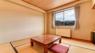 スタンダード 4 人部屋 (ペット受入不可) [禁煙]