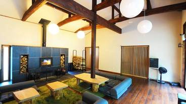 ロビーラウンジ / 2