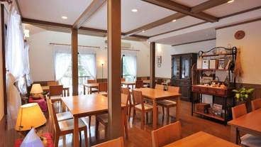 朝食スペース / 8