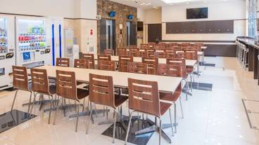 朝食スペース / 4