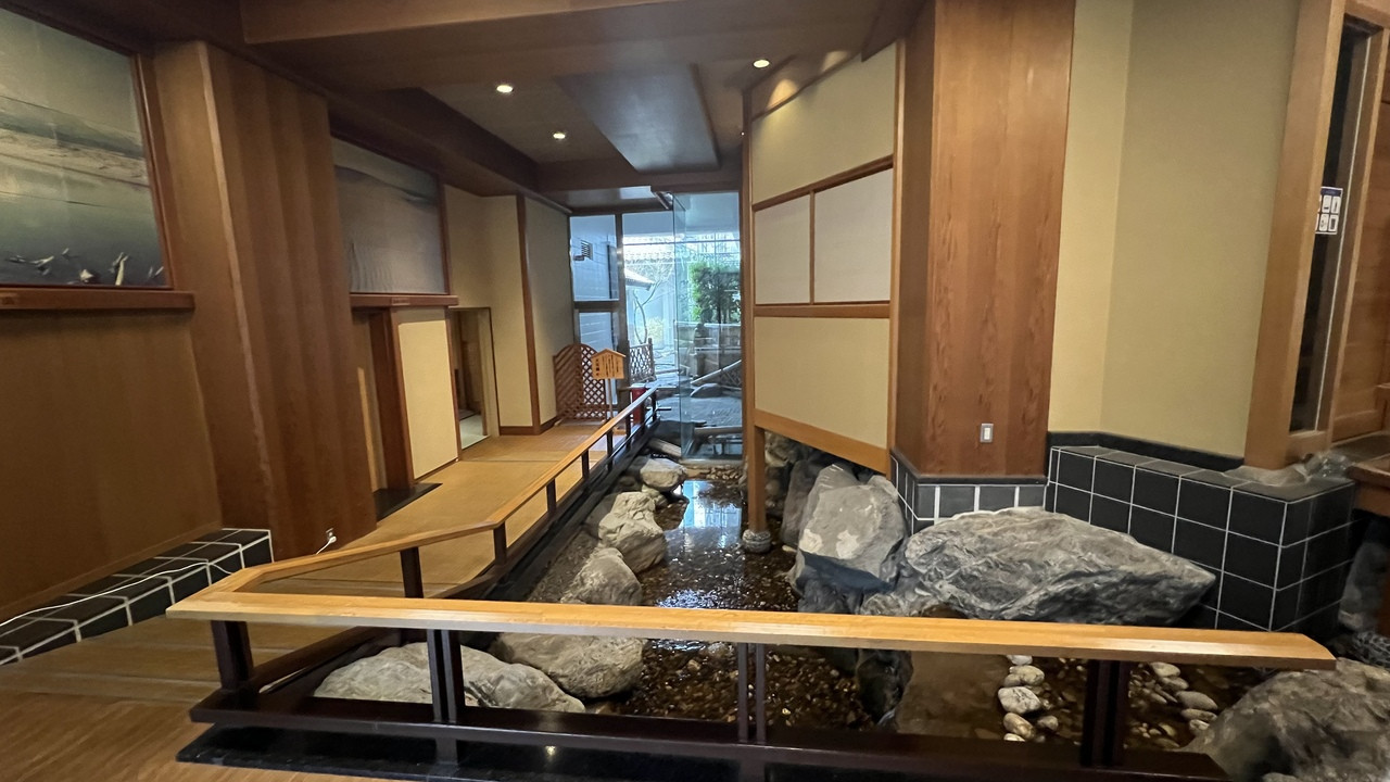 格式高いロビーでした。