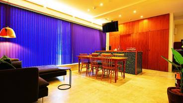 客室内のダイニングエリア / 23