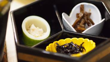 食事・飲み物 / 3