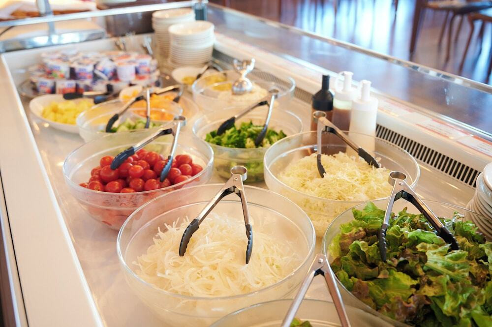 朝食