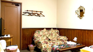 ツインルーム　共用バスルーム　 禁煙