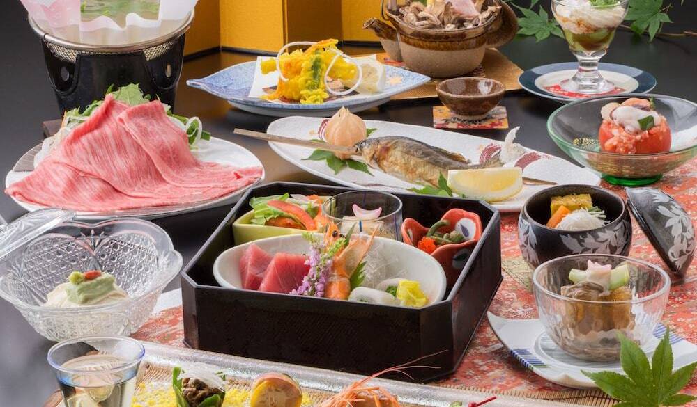 夕食 会席料理一例 / 1