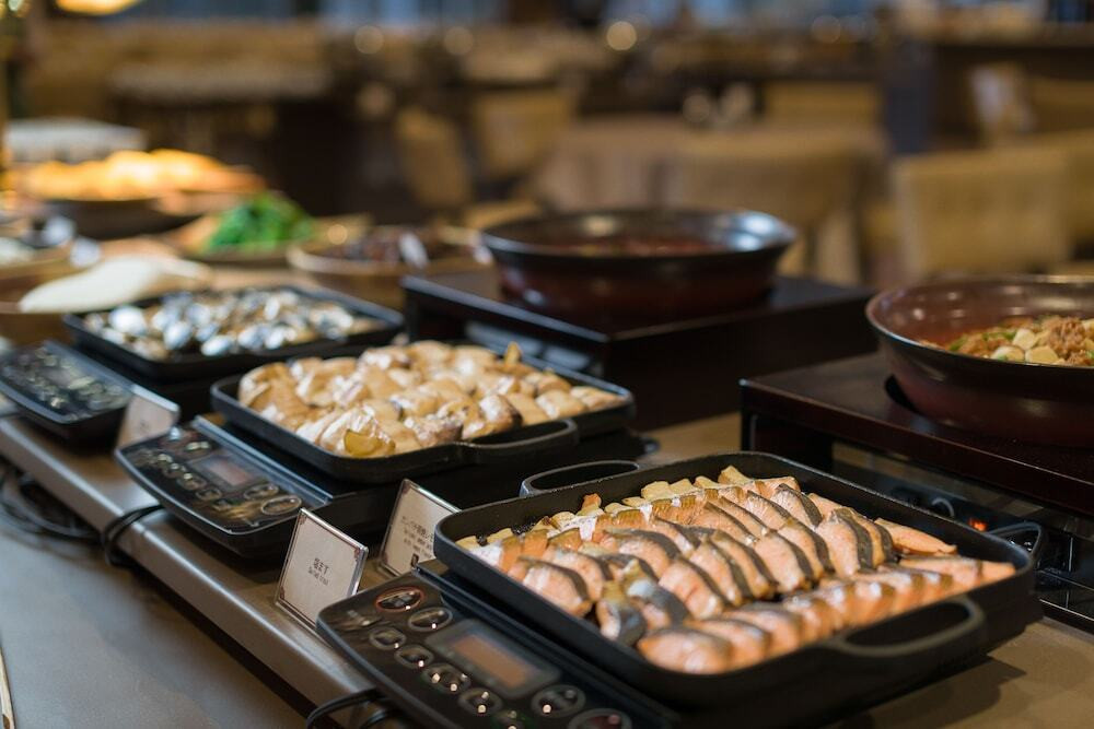 燦々ダイニング咲くや / オープンキッチンから提供される日本料理3725603