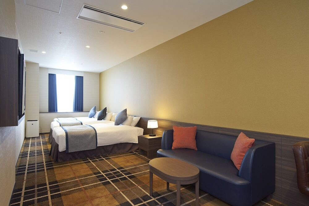 ベッドで川の字もOK！ベイエリアに佇むアソシエイトホテル4772034