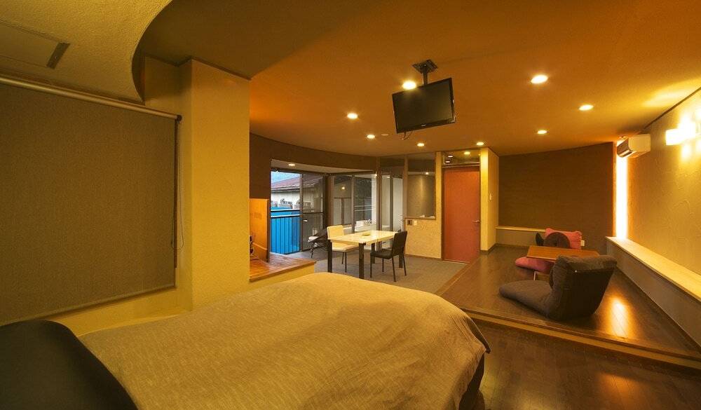 半露天風呂客室「天神」ベッド / 4