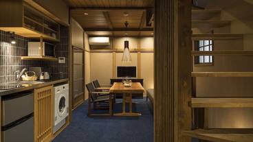 客室内のダイニングエリア / 6