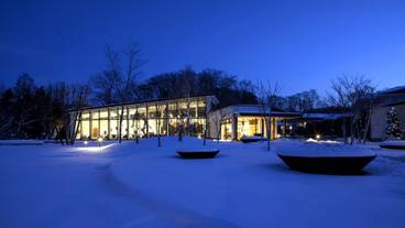 宿泊棟の外観／冬 / 3