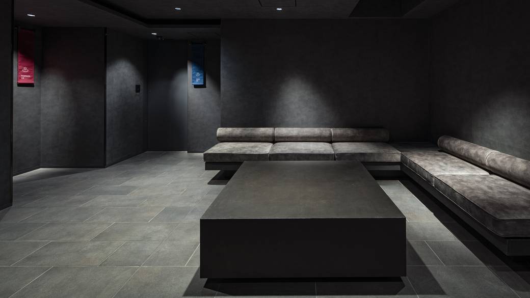 大浴場前ロビー / 3