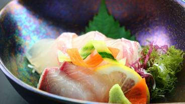 食事・飲み物 / 8