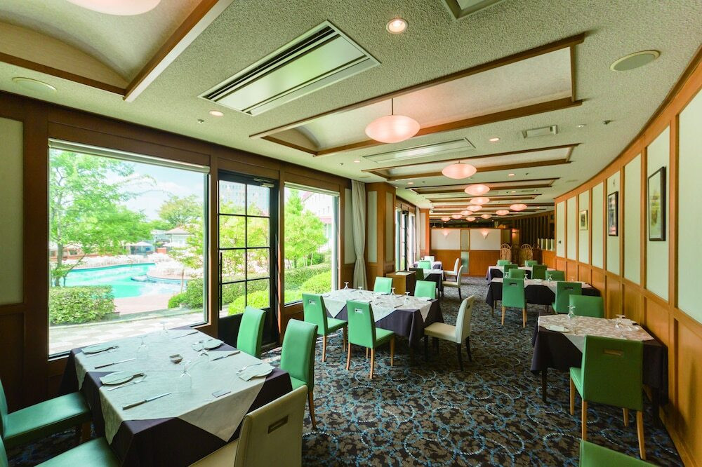 意外に好アクセス！自然豊かなアーバンリゾートホテル4241630